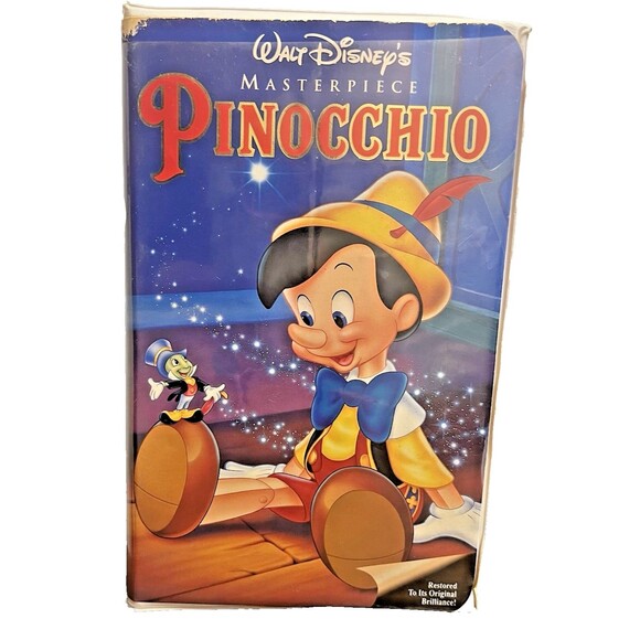 Walt Disney's Masterpiece Pinocchio VHS Clam Shell Cover - Picture 1 of 9